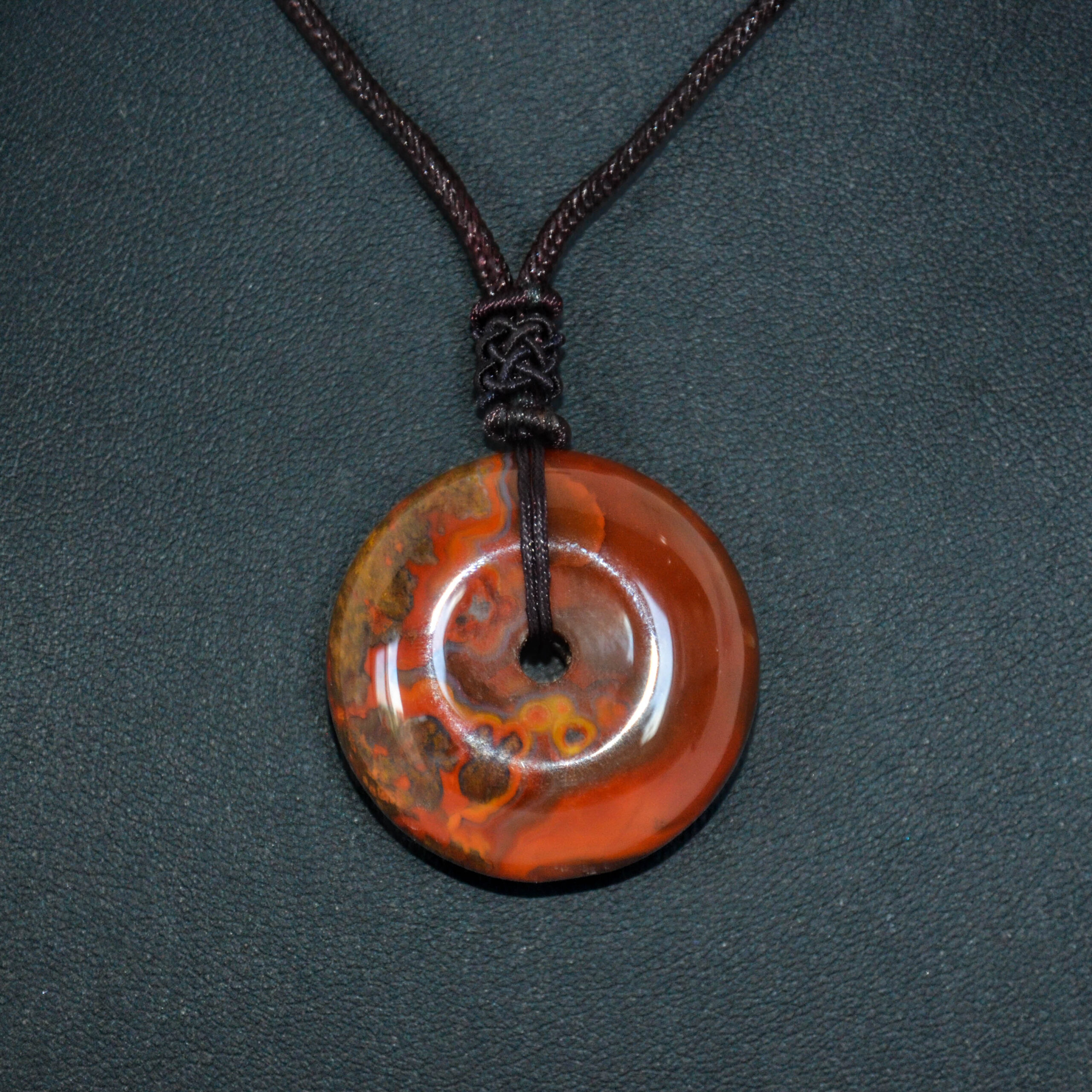32 mm Natural African Red Agate Donut Disc Peace Buckle Pendant Necklace